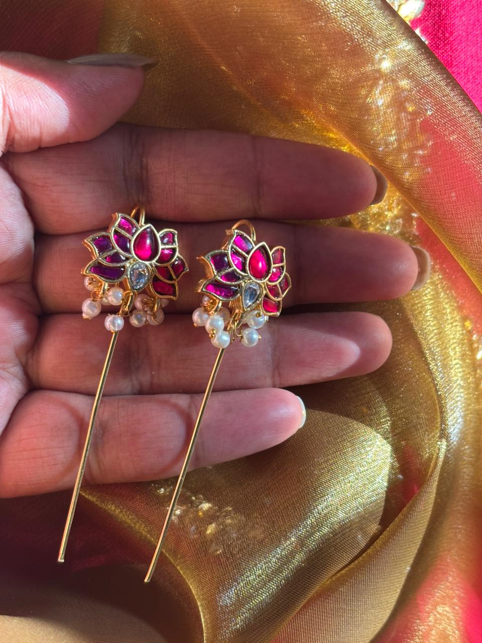 Lotus Pachi Kundan earcuff