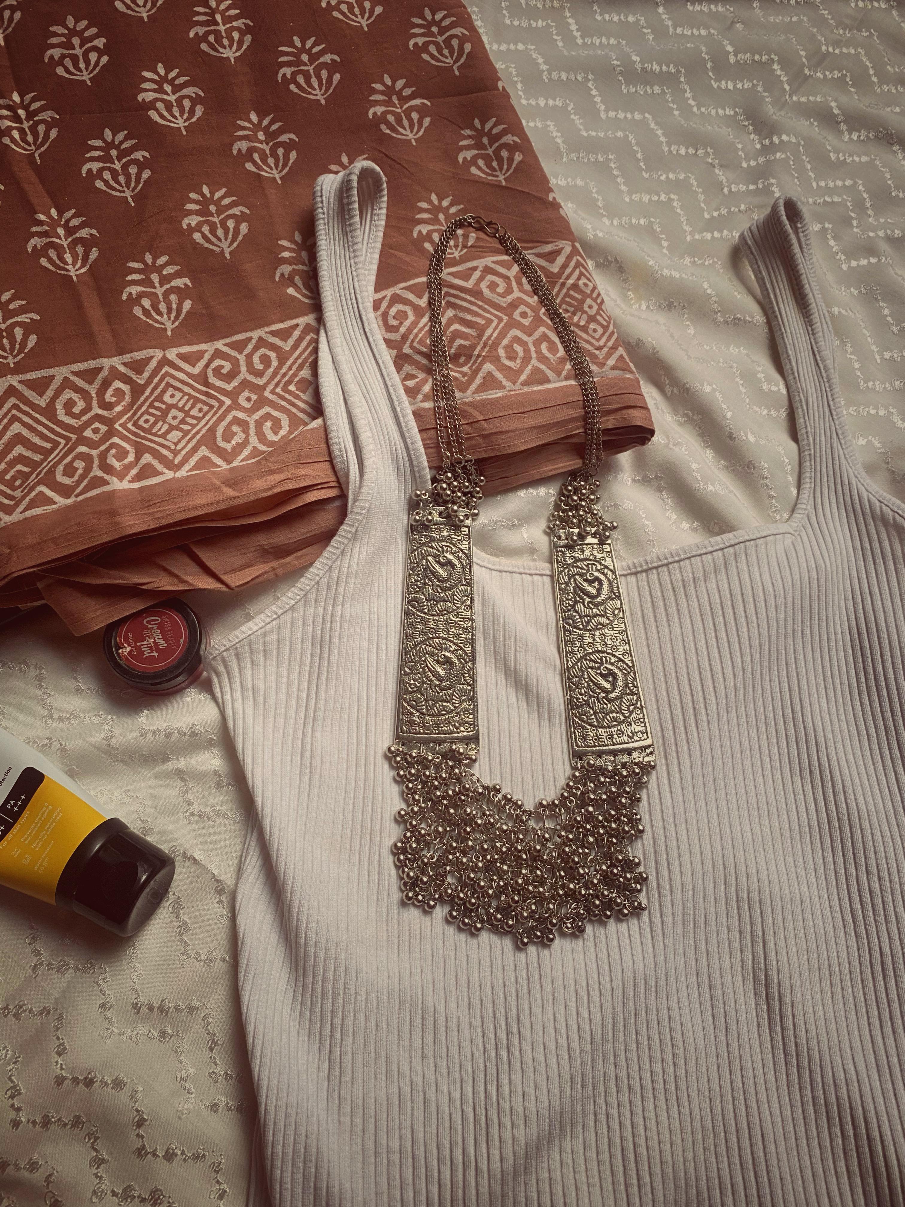 Peacock long neckpiece