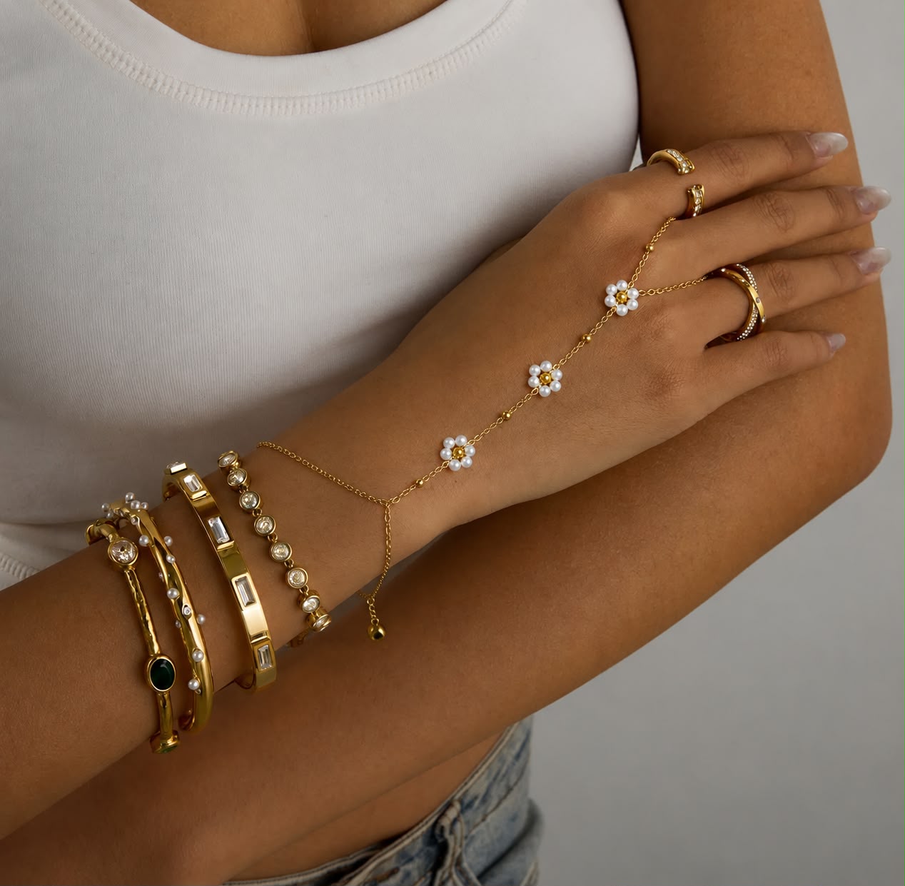 Pearl flower hand chains