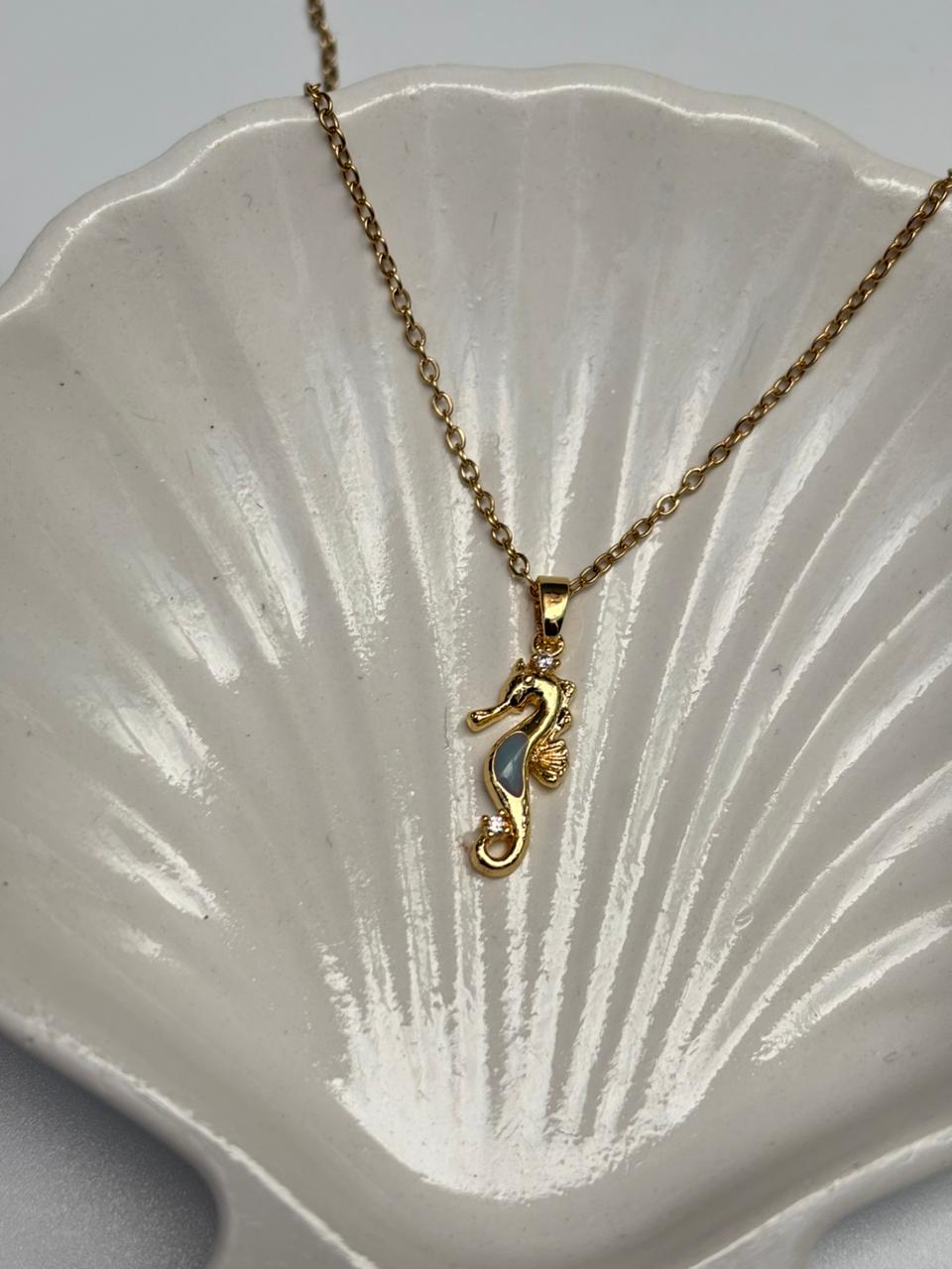 Sea horse neckpiece