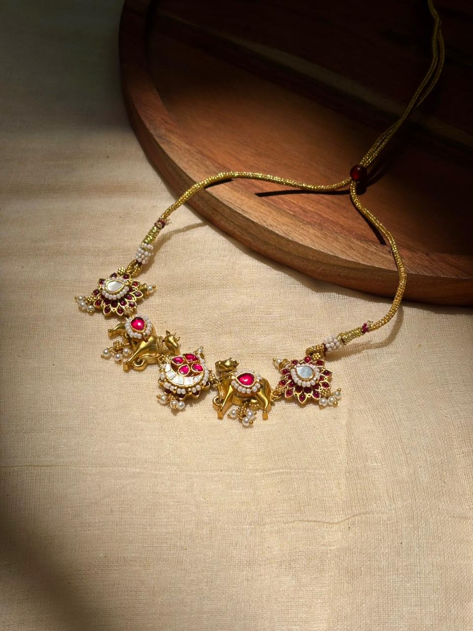 Gauri gold necklace