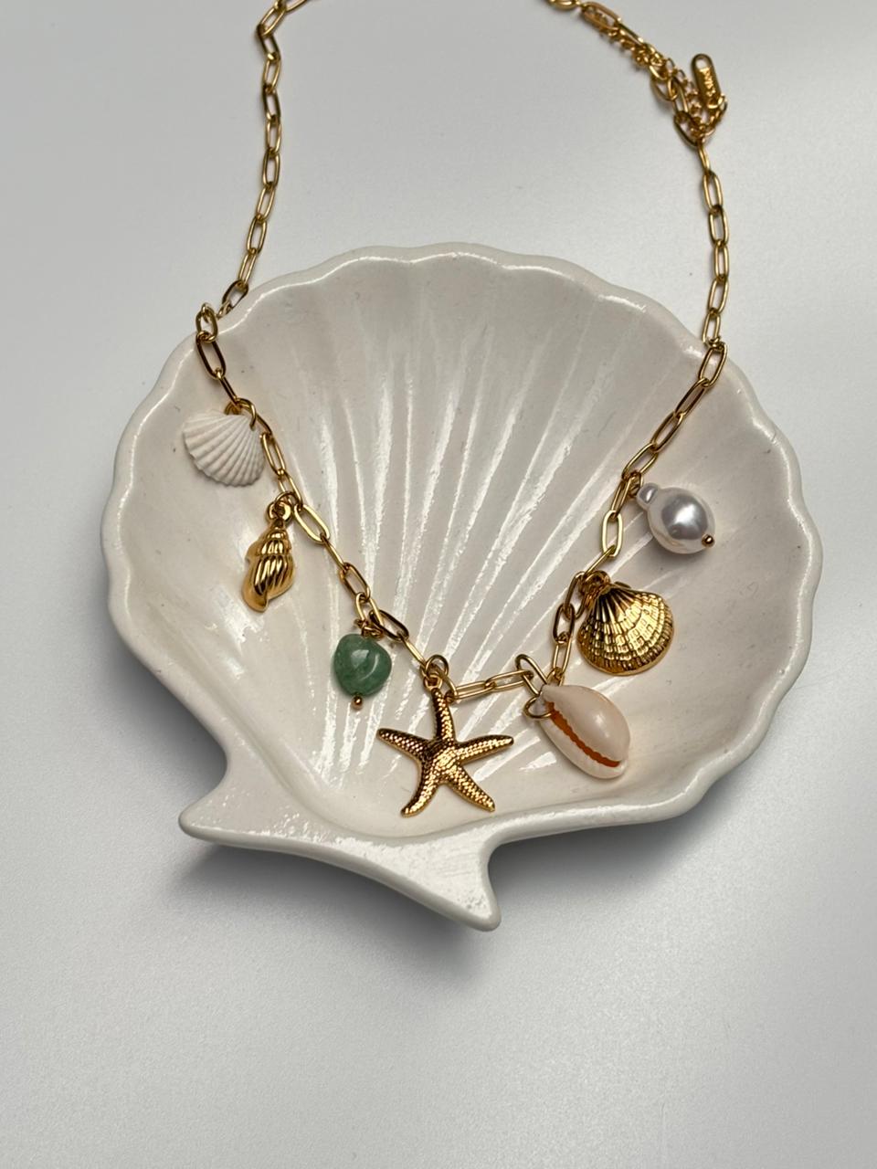 Star fish sea charm neckpiece