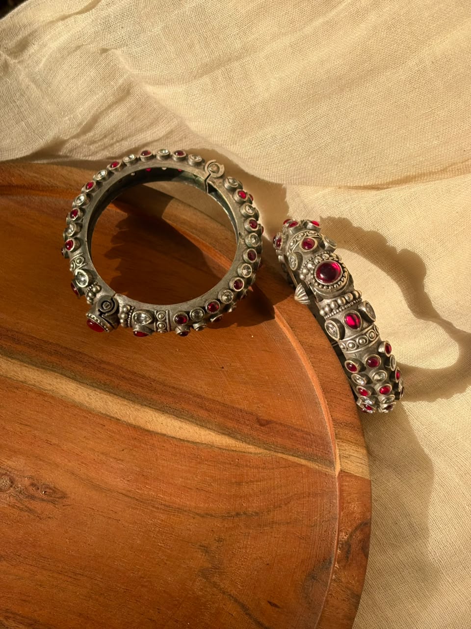 Meenakari bangle